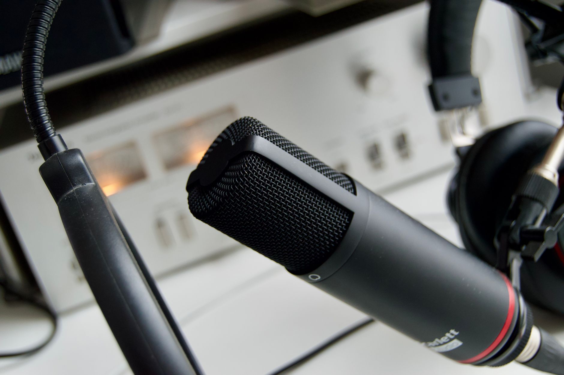 Anzeige: Funkmikrofon DJI Mic 2 mit 32-Bit-Float zum Tiefstpreis bei Amazon