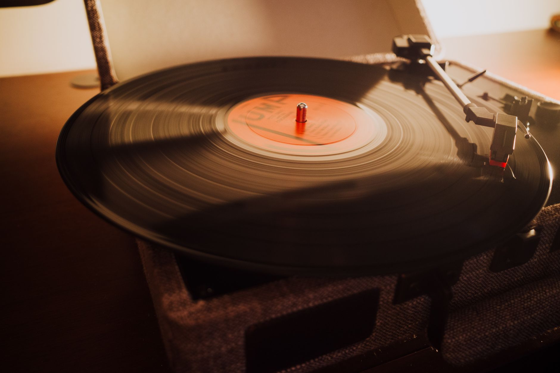 Knapp 30 Minuten Spielzeit: Wie die Vinylplatte die Musikbranche umkrempelte