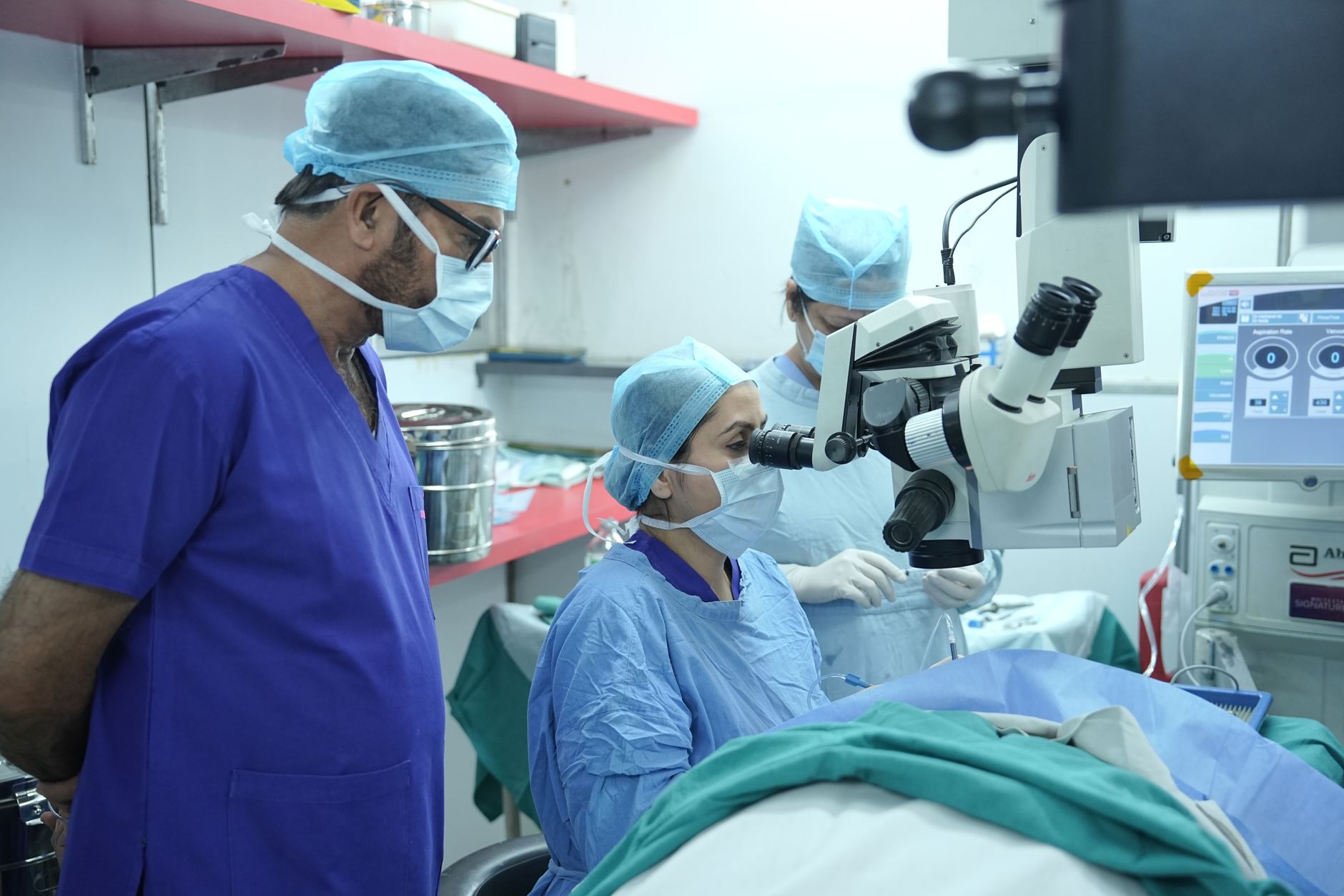 Chirurgie mit Vision Pro: Ärzte loben geringere Arbeitsbelastung