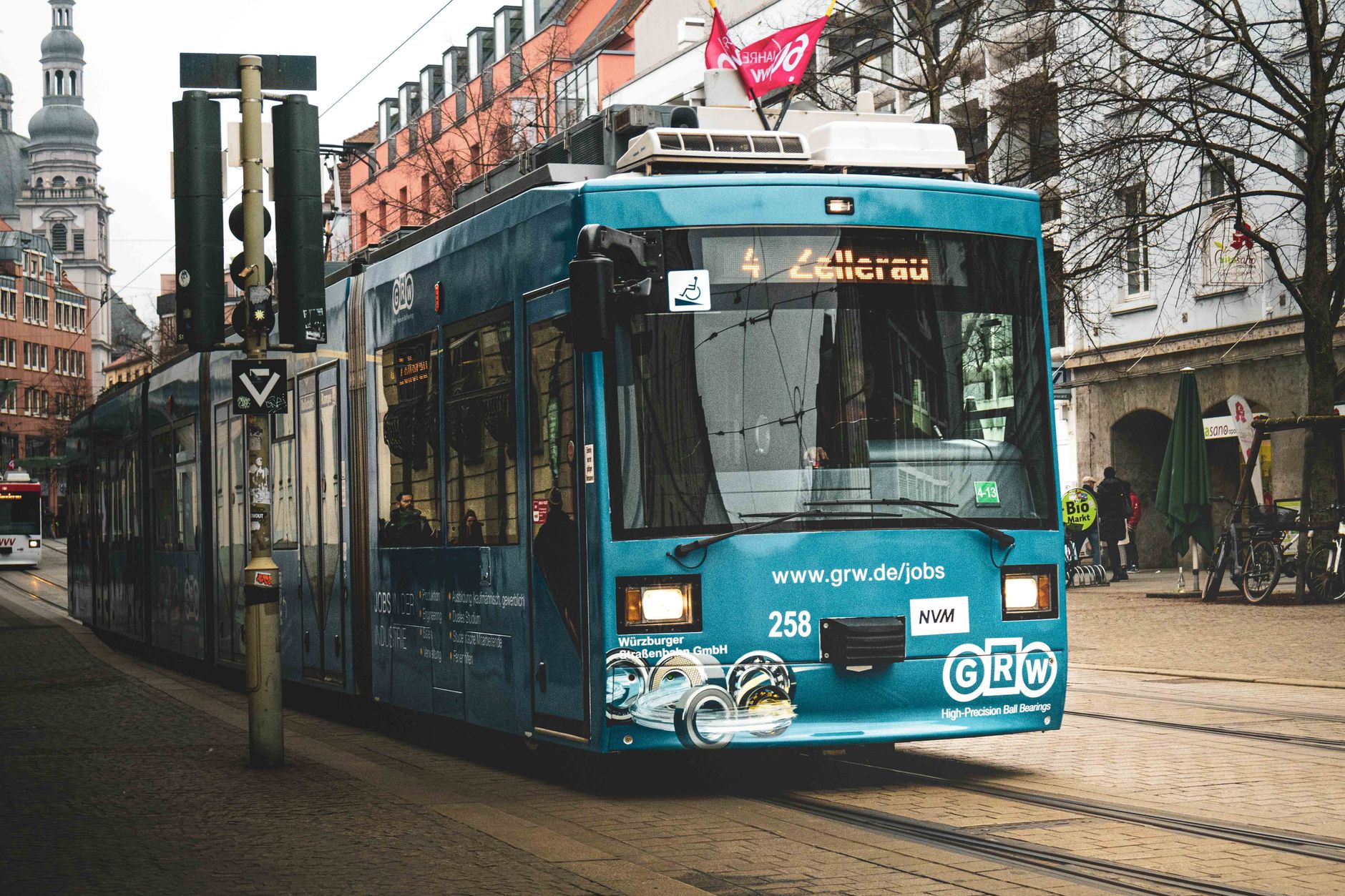 Gießen: Unfall zwischen Pkw und Stadtbus - 5 Leichtverletzte