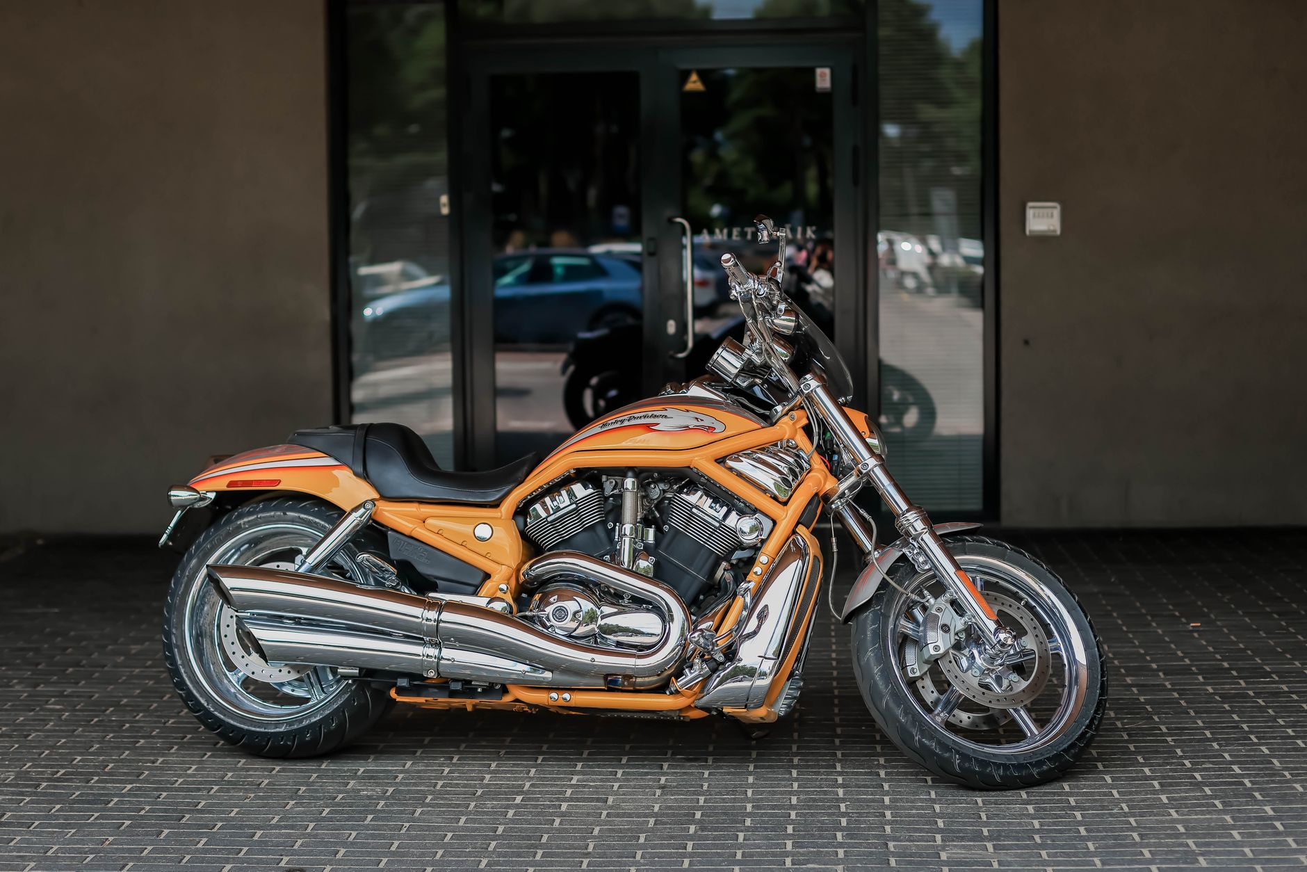 Motorradunfall --- Harley-Davidson-Fahrer schwer verletzt
