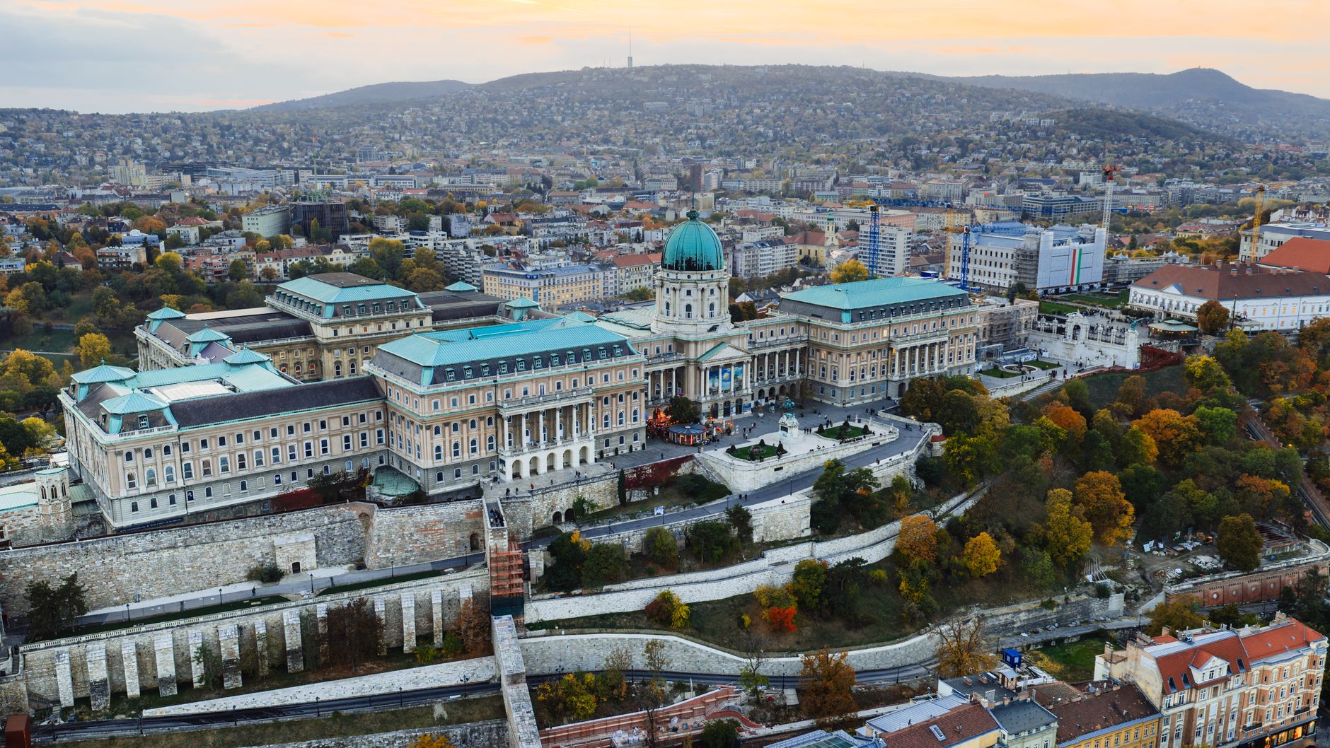 Ungarn - Bundesaußenminister Wadephul zu Gesprächen in Bundapest erwartet