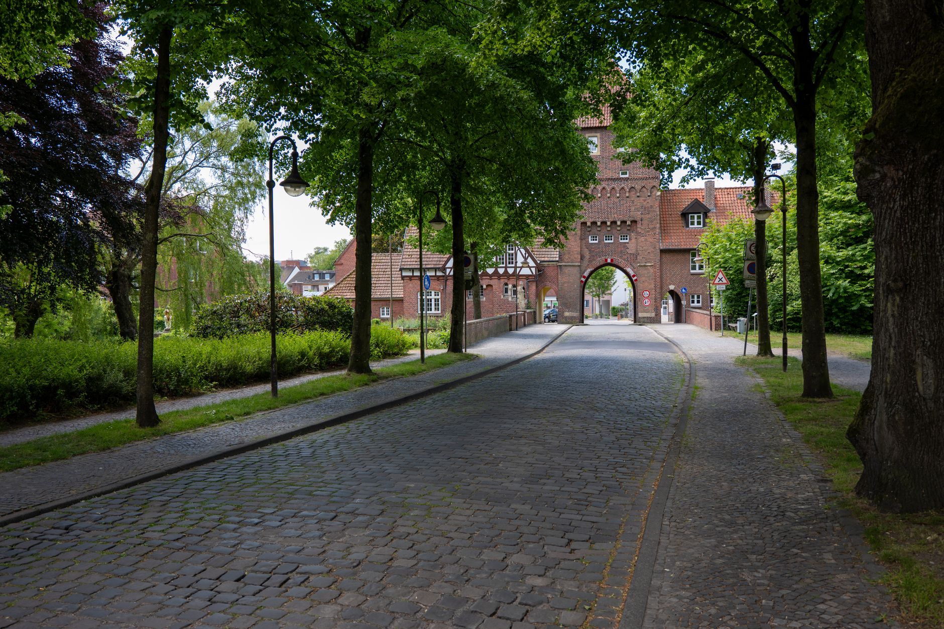 Neuer Bauernhofspielplatz am Wasserschloss Wülmersen
