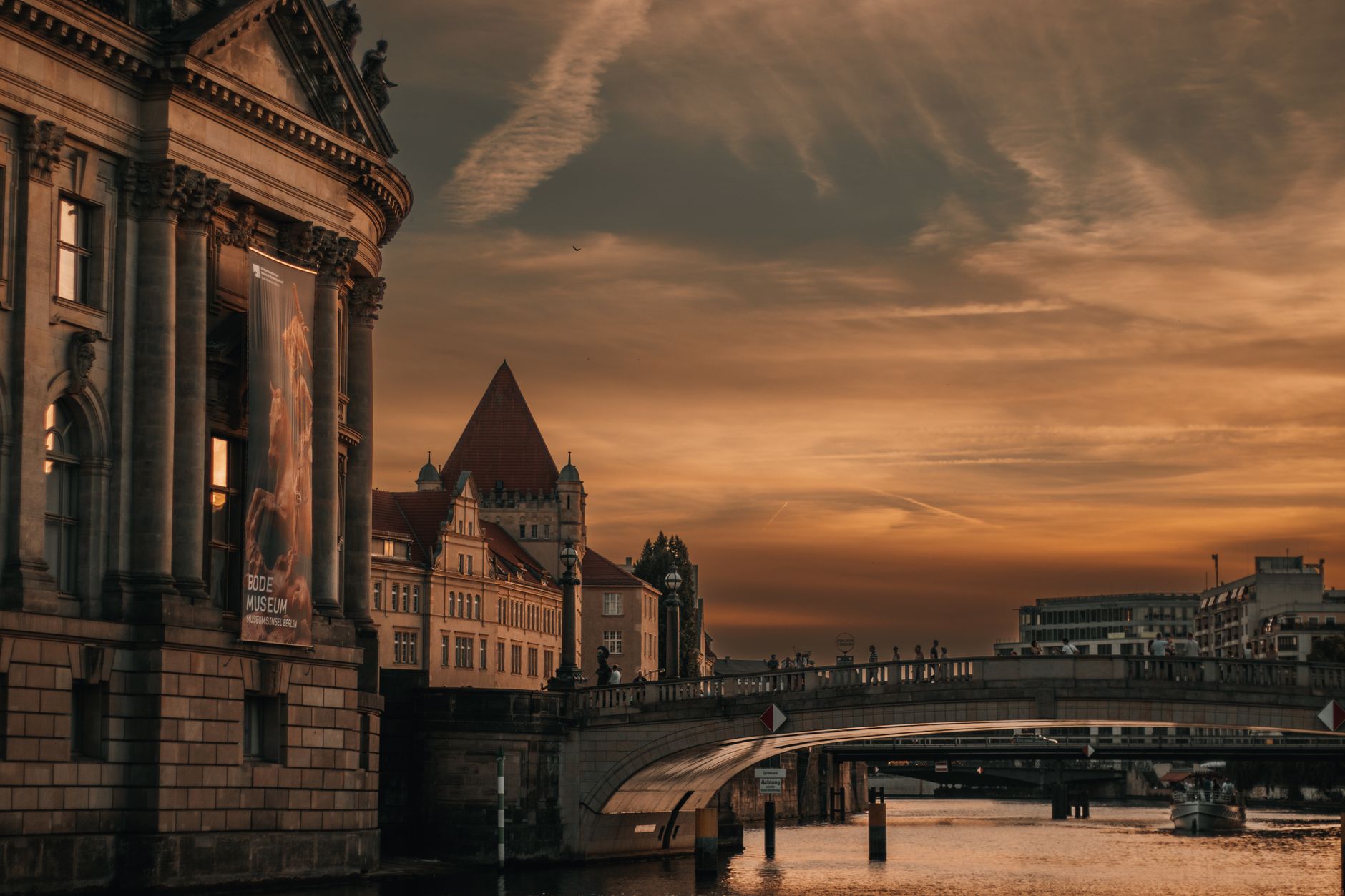 Berliner Antiquariatsmesse: Blätter, die die Welt bedeuten