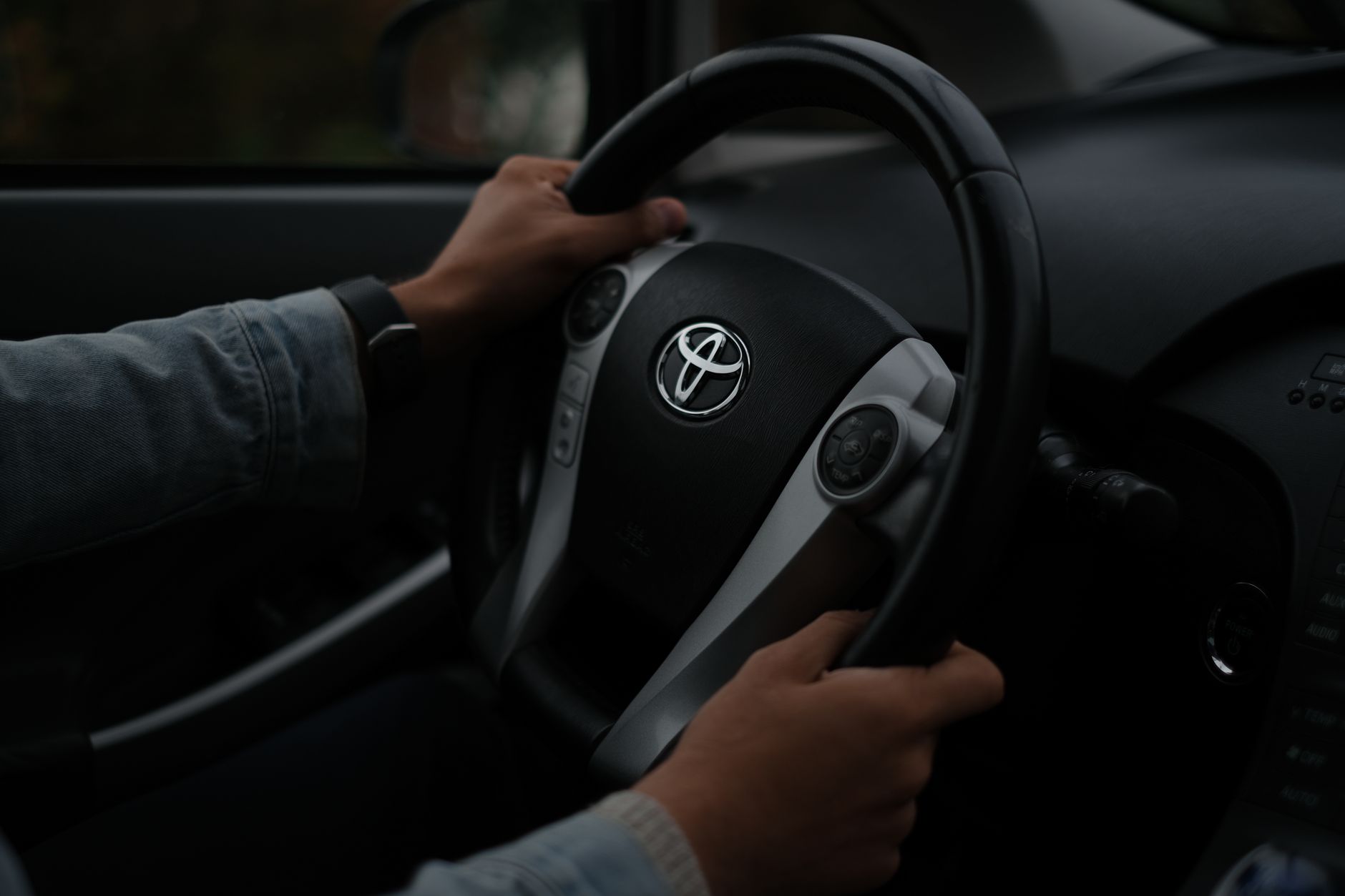 Brennstoffzellen für Wasserstoff-Lkw: Toyota komplettiert Allianz mit Daimler und Volvo