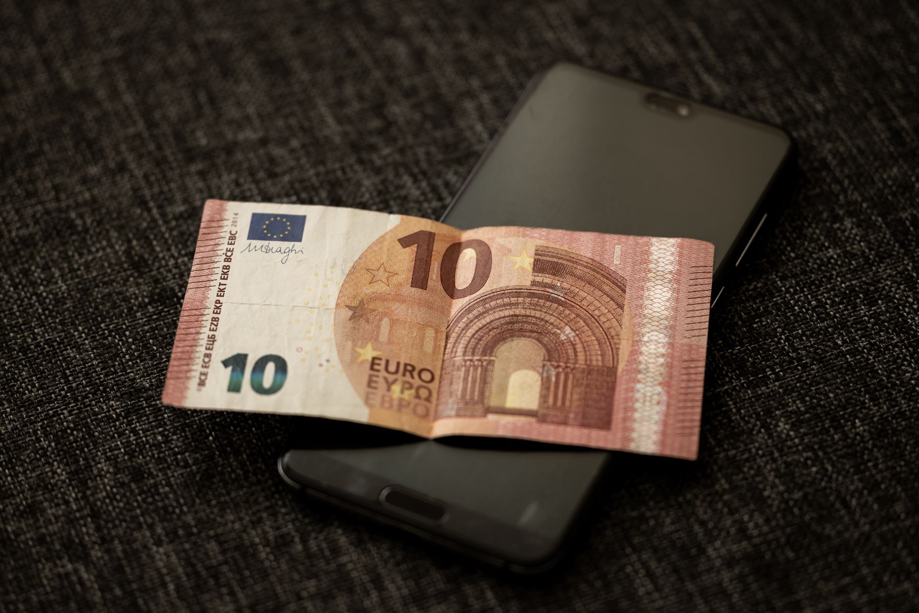 Bargeld bleibt wichtig: Euro-Geldscheine bekommen einen neuen Look – und du kannst mitentscheiden