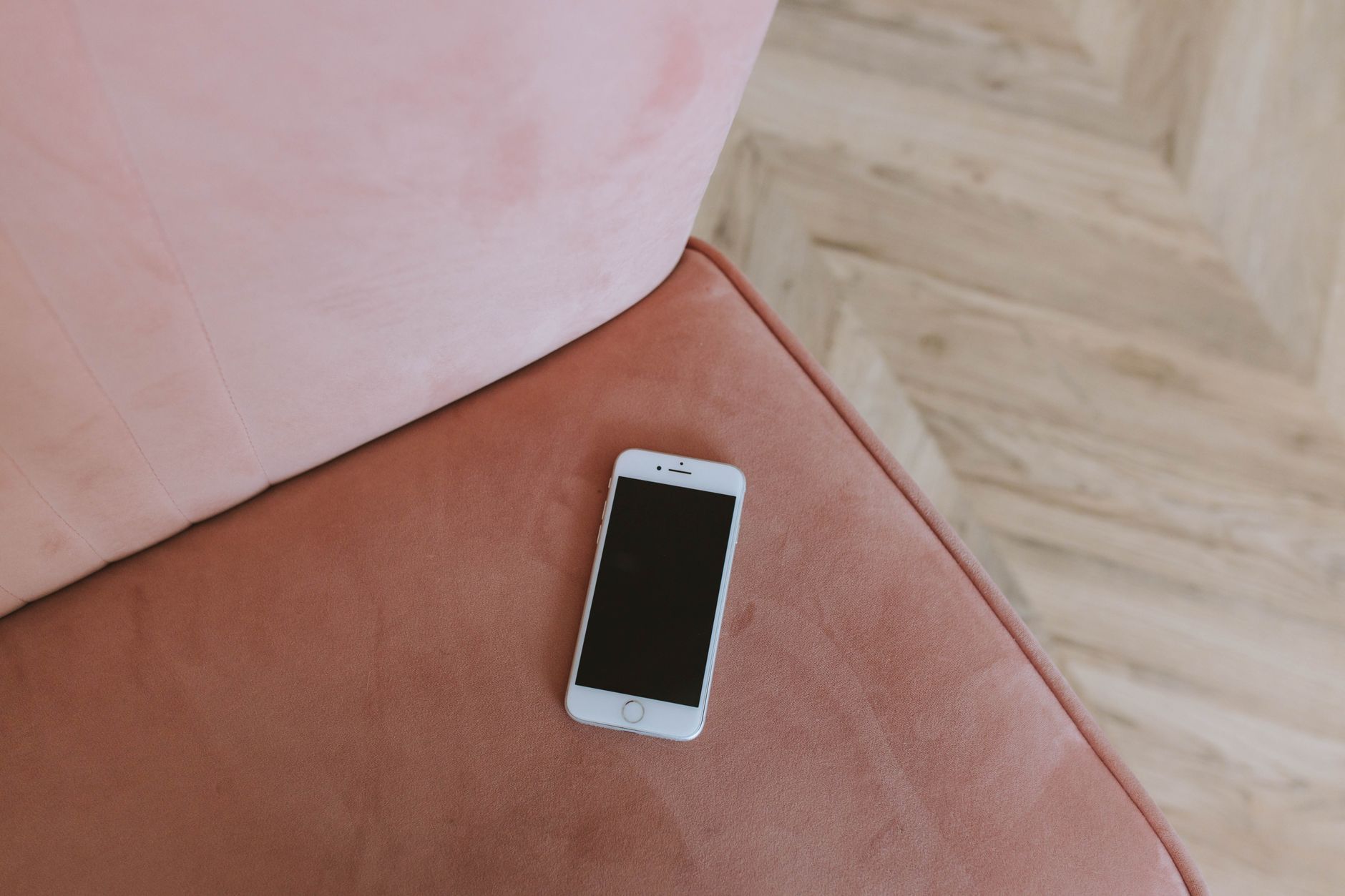 iPhone Duo: Sieben Jahre gewartet - und trotzdem geht das Display kaputt