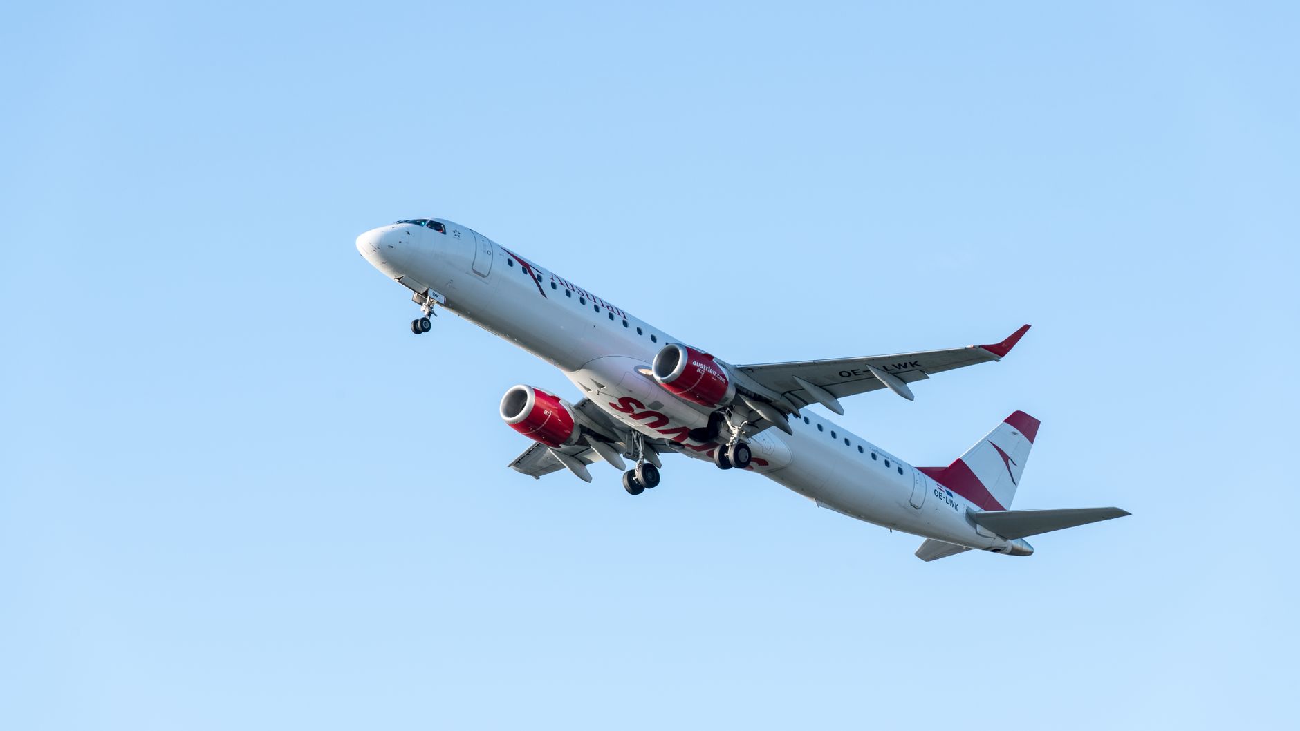 Regionalflugzeug mit Hybridantrieb erreicht 30.000 Fuß Flughöhe