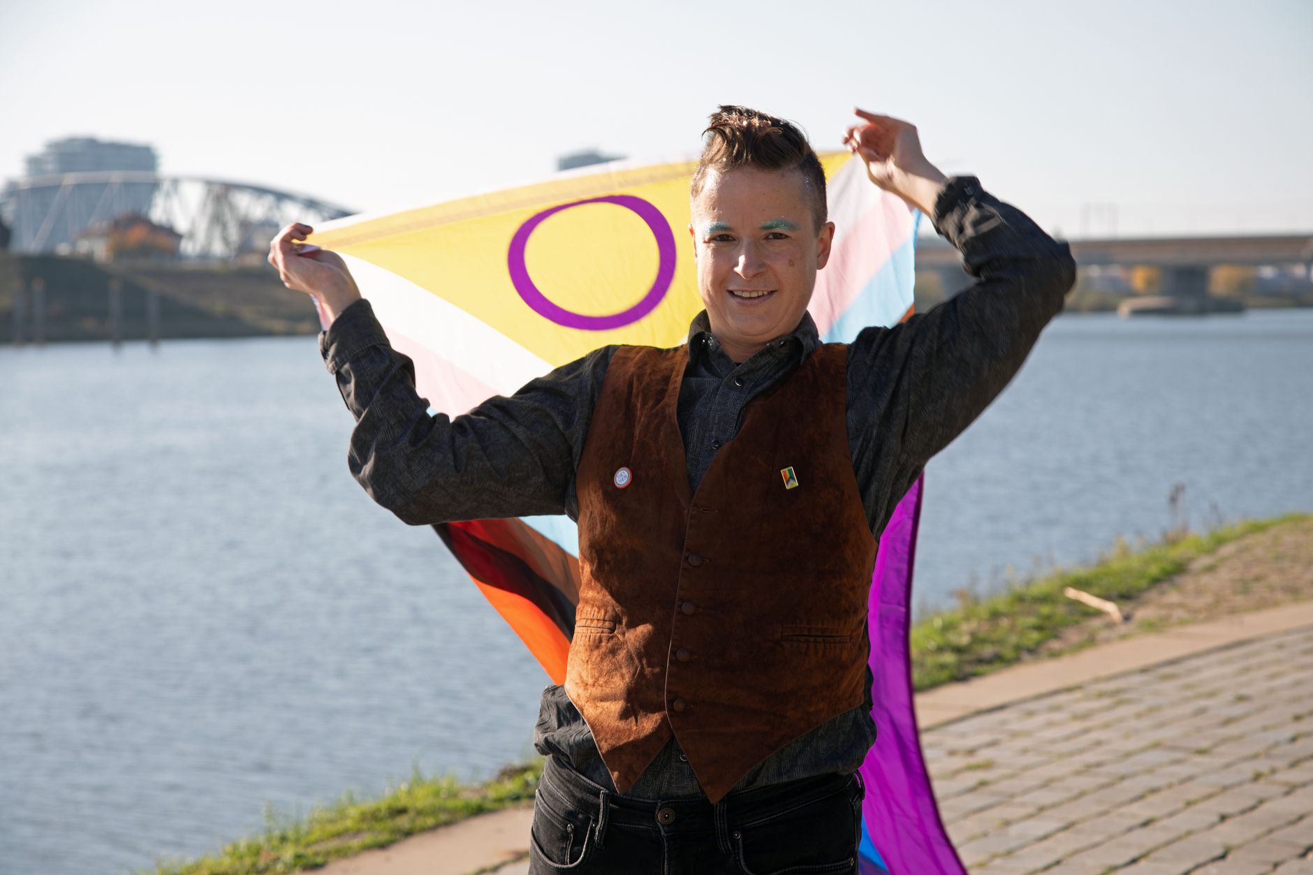 Anschlag auf CSD - SPD fordert Diskriminierungsverbot für Queere im Grundgesetz